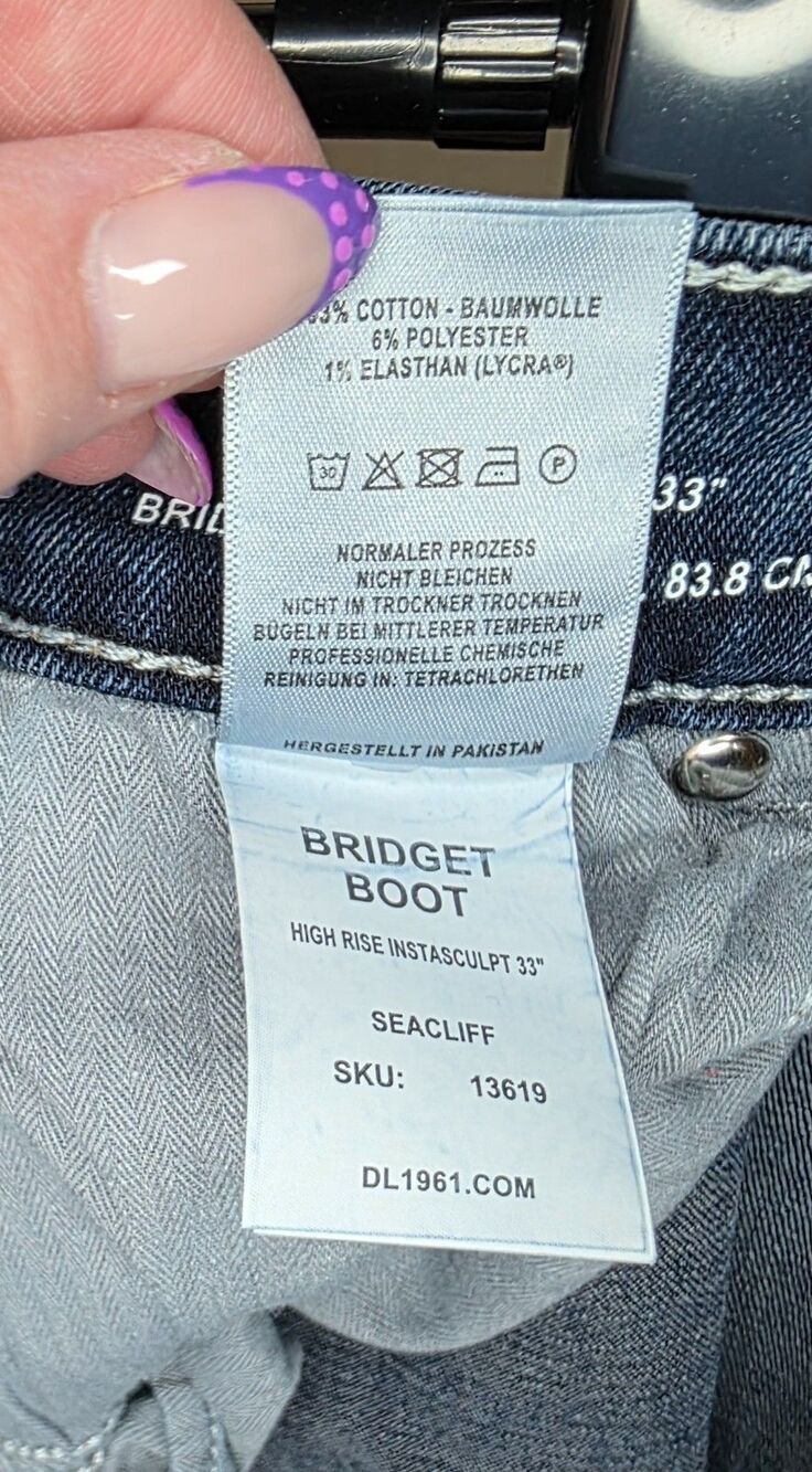 DL1961 Bridget Boot Jeans | Size 33 | High Rise Dark Wash Raw Hem | 34.75 Inseam - Picture 16 of 16